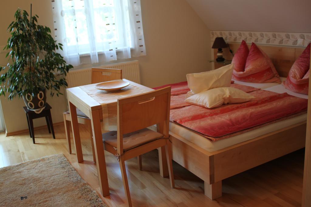 Buschenschank Orsl Wildbach Экстерьер фото